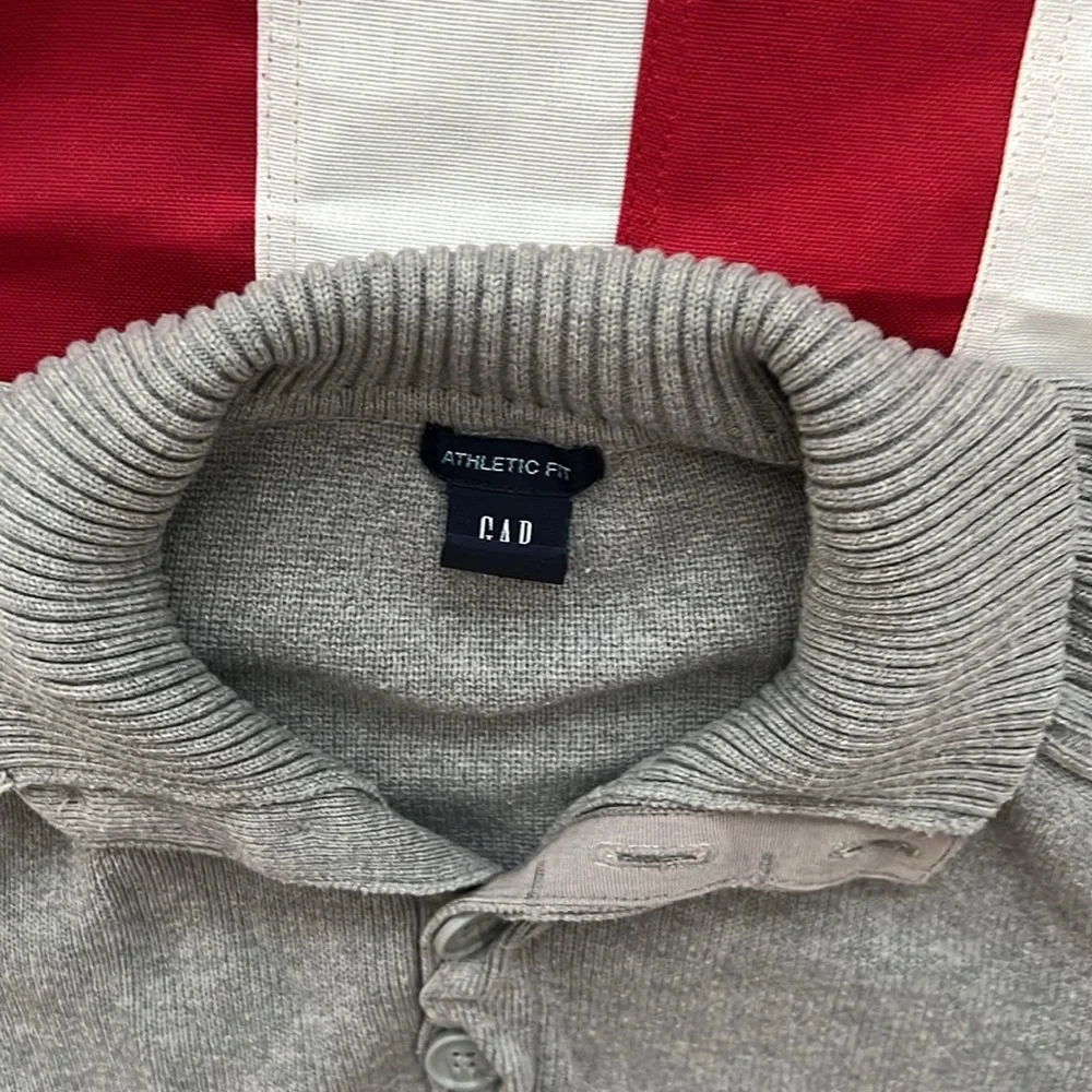 GAP sweater w high collar - Picture 2 of 14